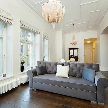 Bright Luxury 2bdr In Old Town Tallinn