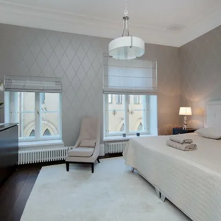 Bright Luxury 2bdr In Old Town * Tallinn