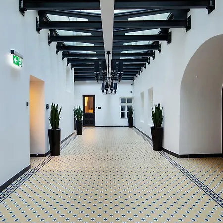 Appartement Bright Luxury 2bdr In Old Town
