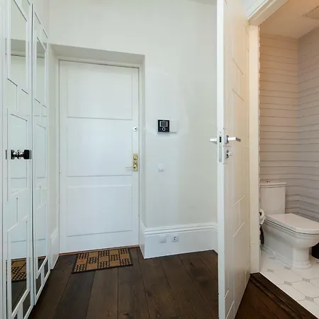 Bright Luxury 2bdr In Old Town *