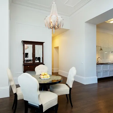 Lägenhet Bright Luxury 2bdr In Old Town *